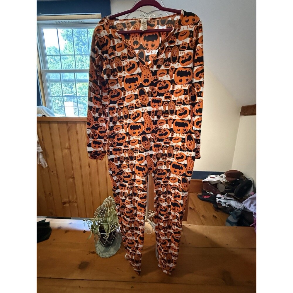 Sho Sho Women's Halloween Pumpkin Print Fleece One-Piece Jumpsuit Size L